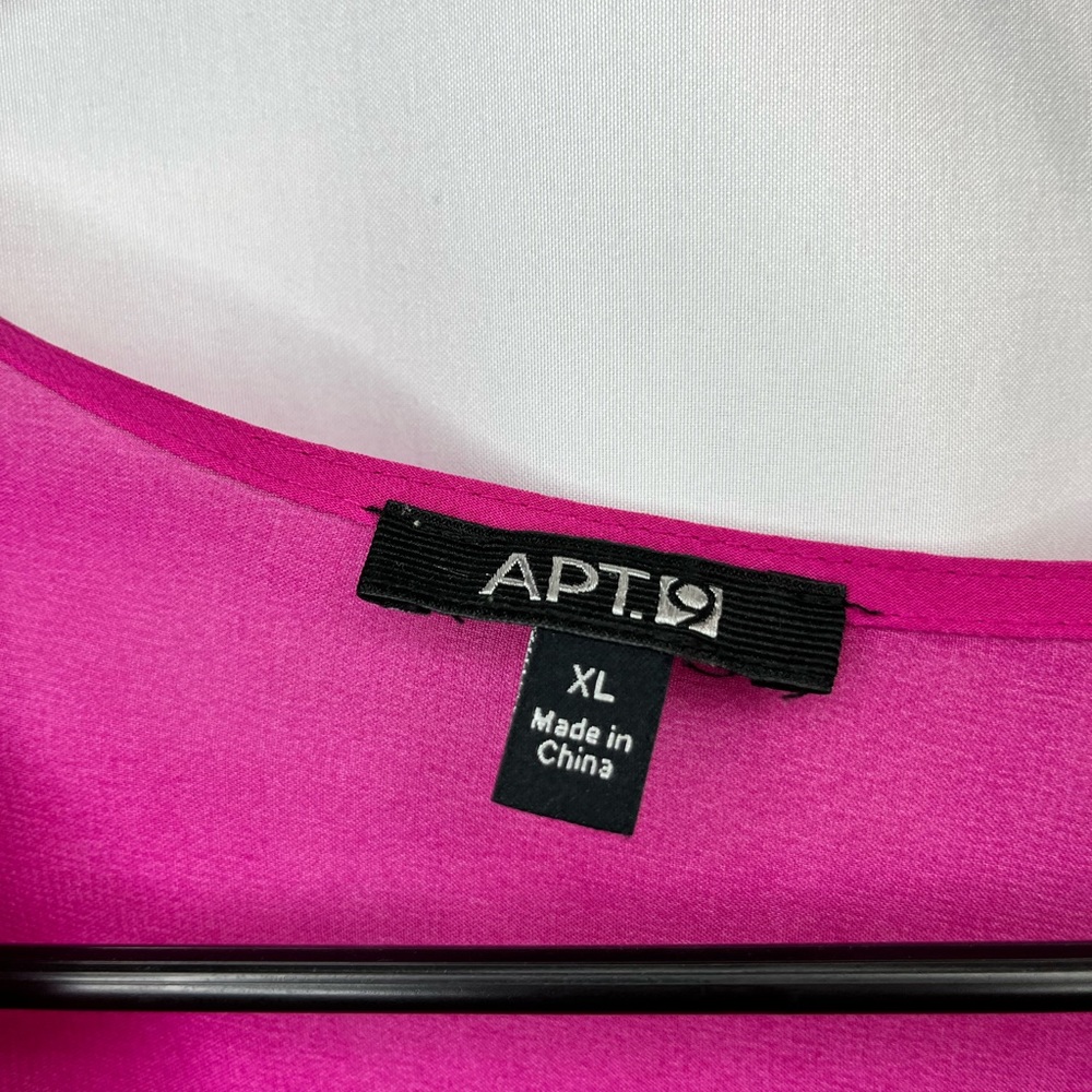 Blouse - Picture 2 of 3